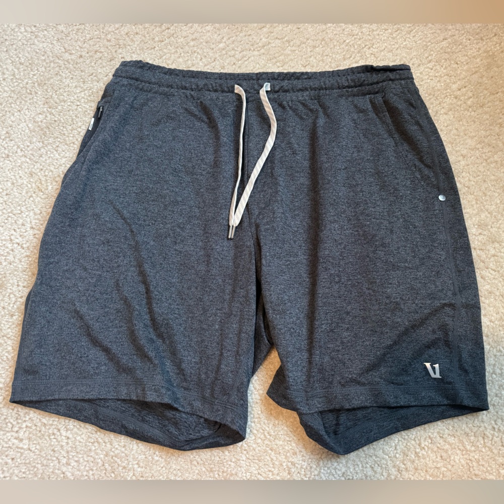 Vuori Charcoal Heather Ponto Short 7”